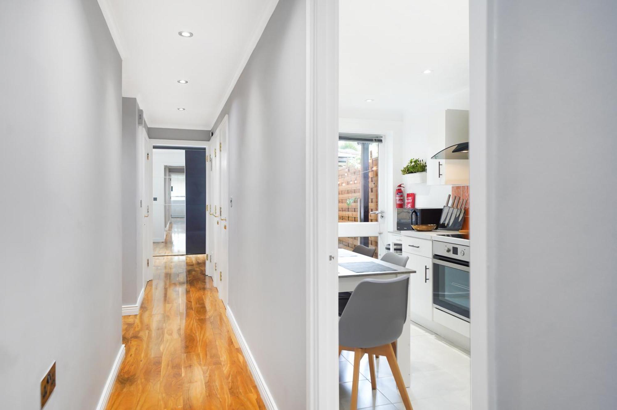 A Beautiful Stylish 2 Bedroom Apartment -City Of ลอนดอน ภายนอก รูปภาพ